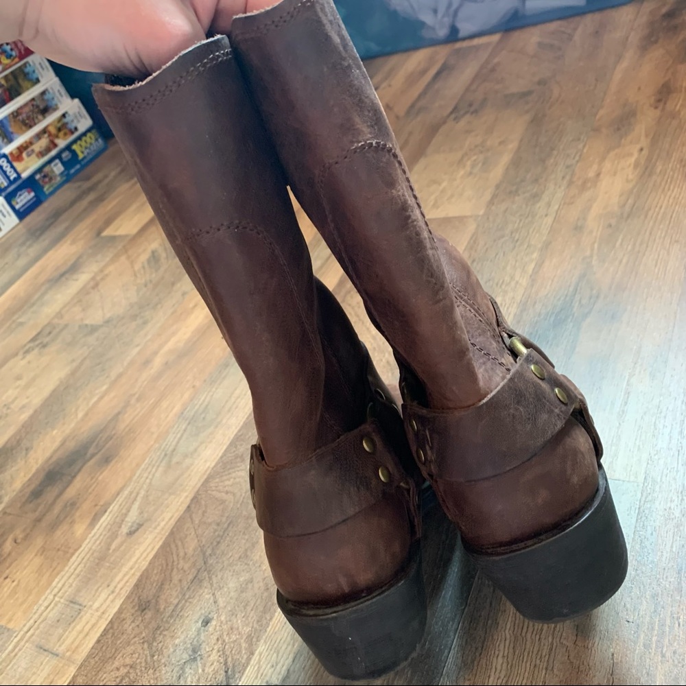 Dingo Women’s Molly Leather Harness Boot Gem